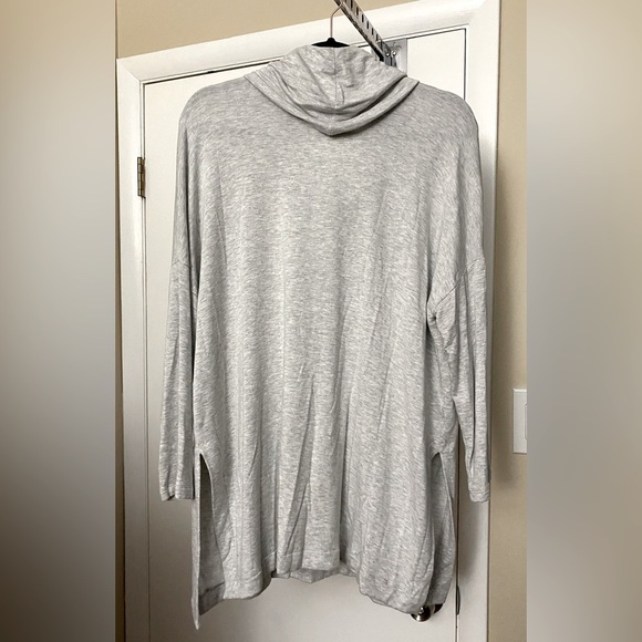 Lou & Grey Cowl Neck Tunic Top Size Small - Picture 2 of 7